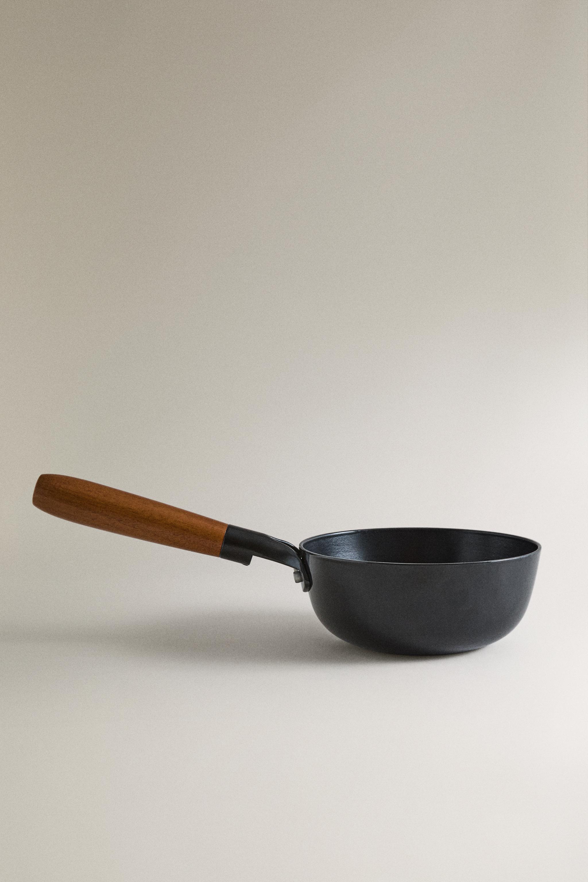 IRON CASSEROLE POT